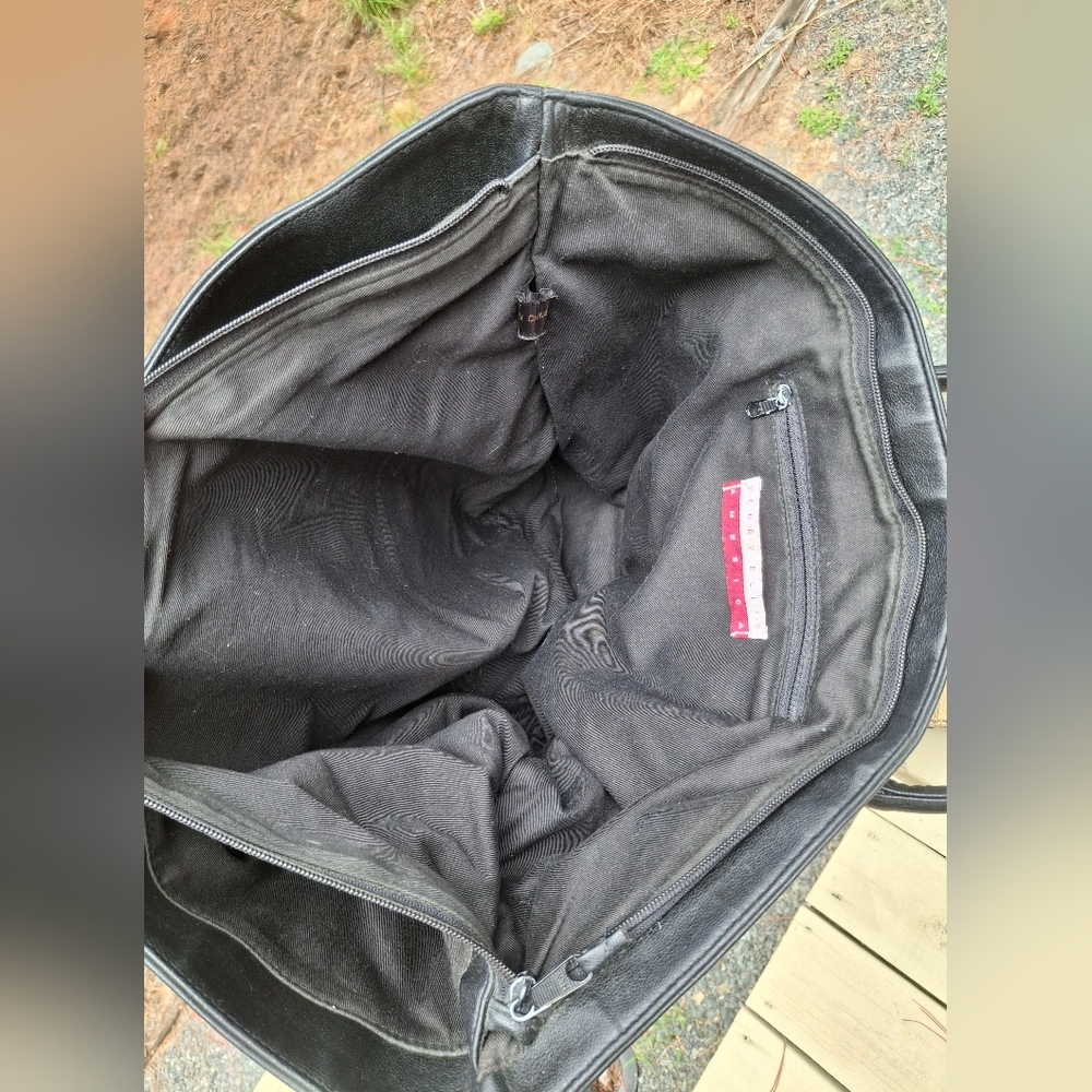 Black Leather Tote Bag - Picture 10 of 16